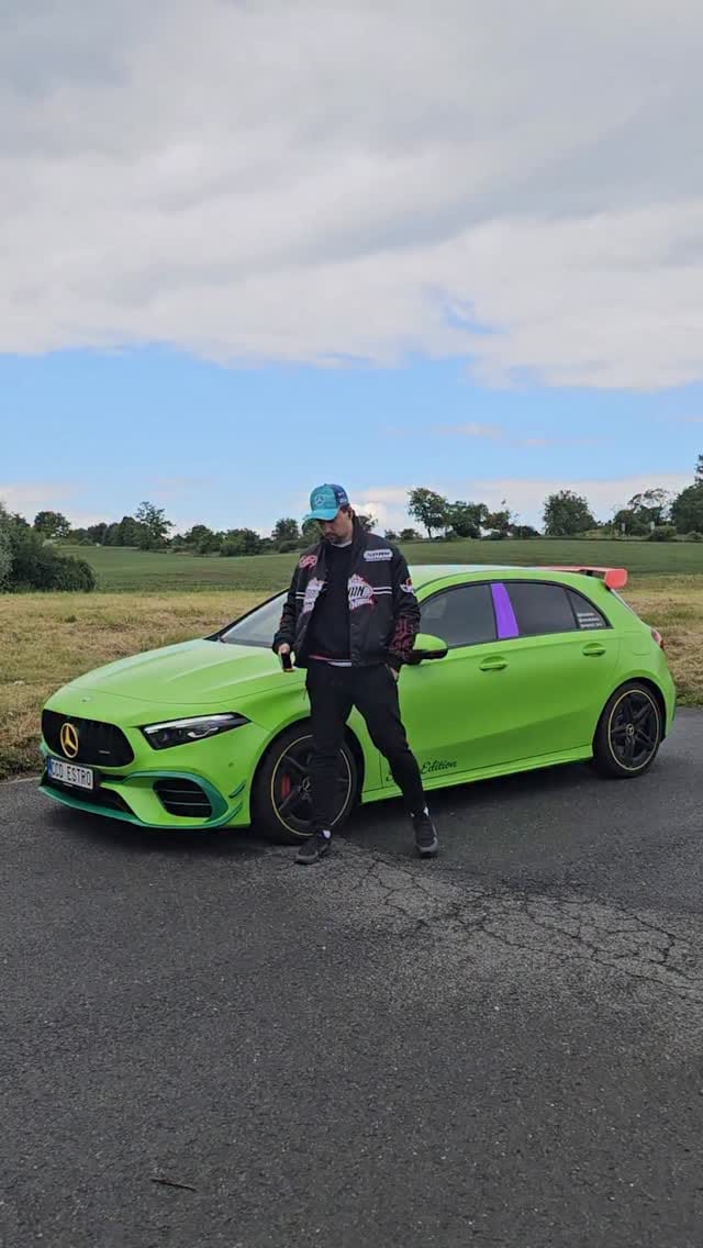 Post 4 by Jakub Vích on Instagram (video)