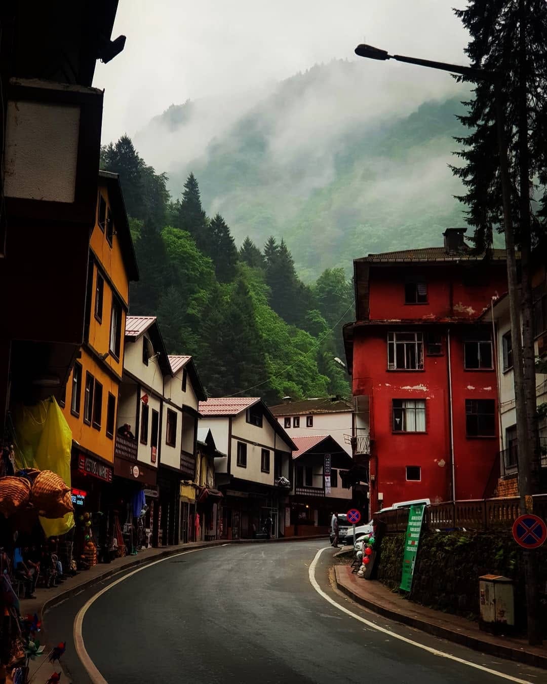 Post 10 by Caner Kaya on Instagram (image)