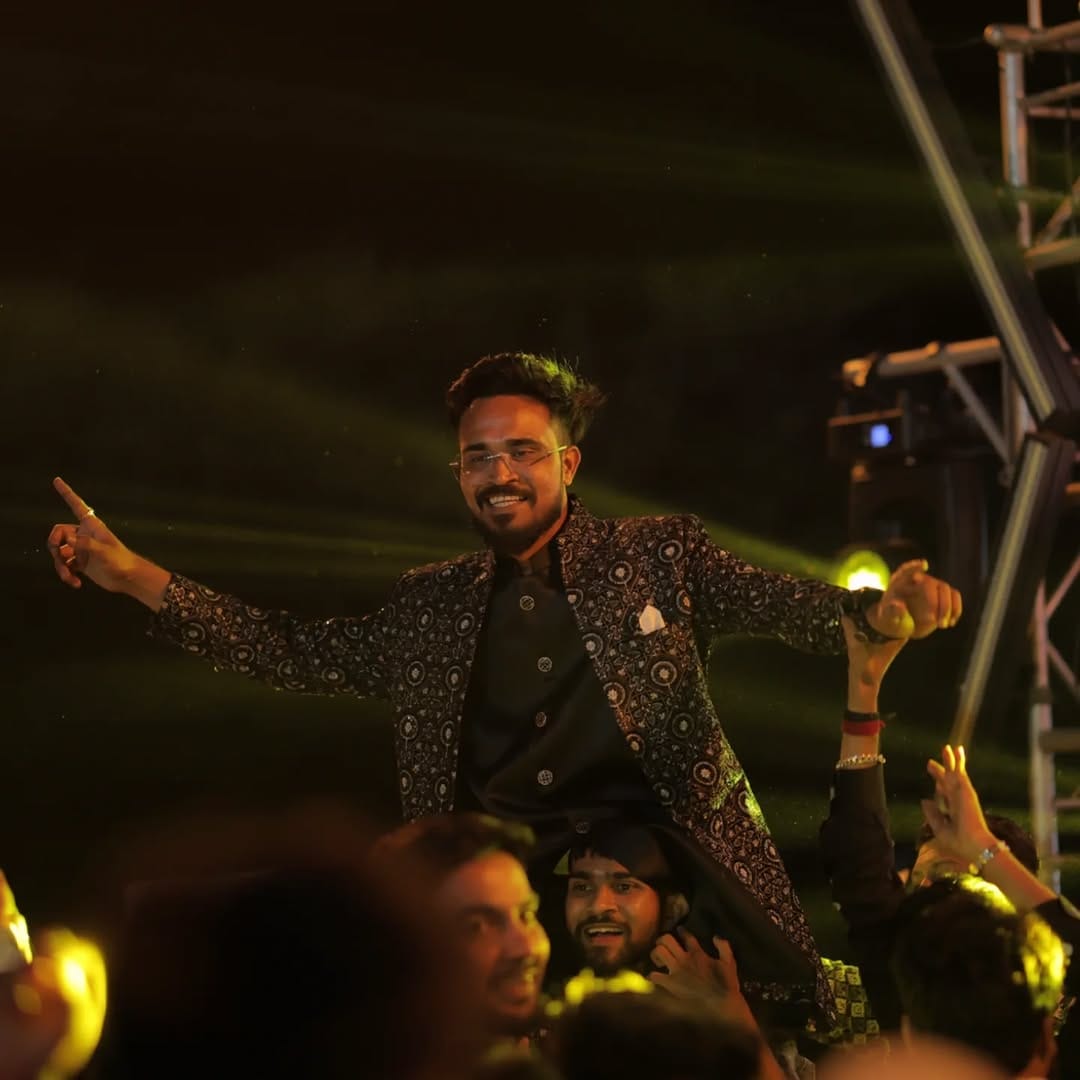 Post 2 by VIVEK MASTER on Instagram (carousel)