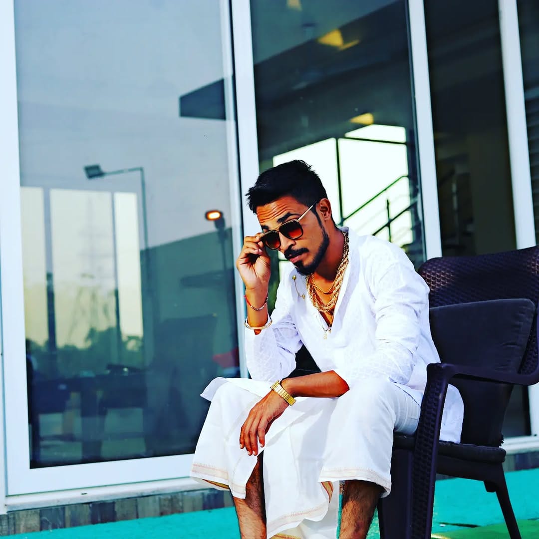 Post 5 by VIVEK MASTER on Instagram (image)