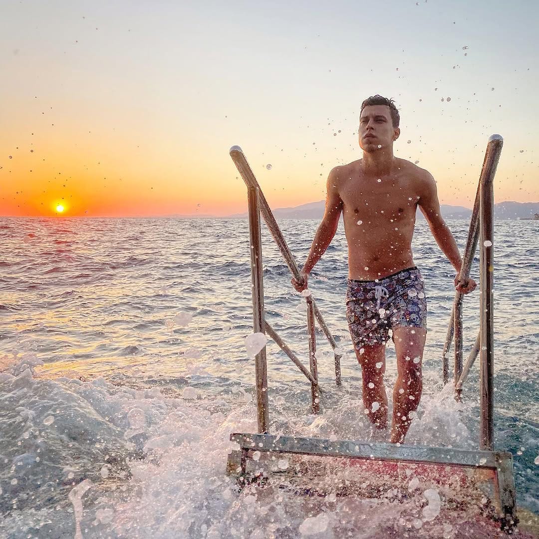 Post 6 by Cavit Pancar on Instagram (image)