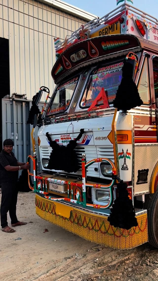 Post 10 by Mahashiv truck body builder Jodhpur on Instagram (video)