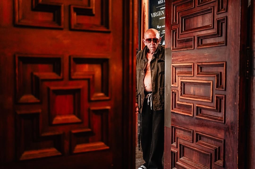 Post 7 by Paul Murray | Street Photographer on Instagram (carousel)