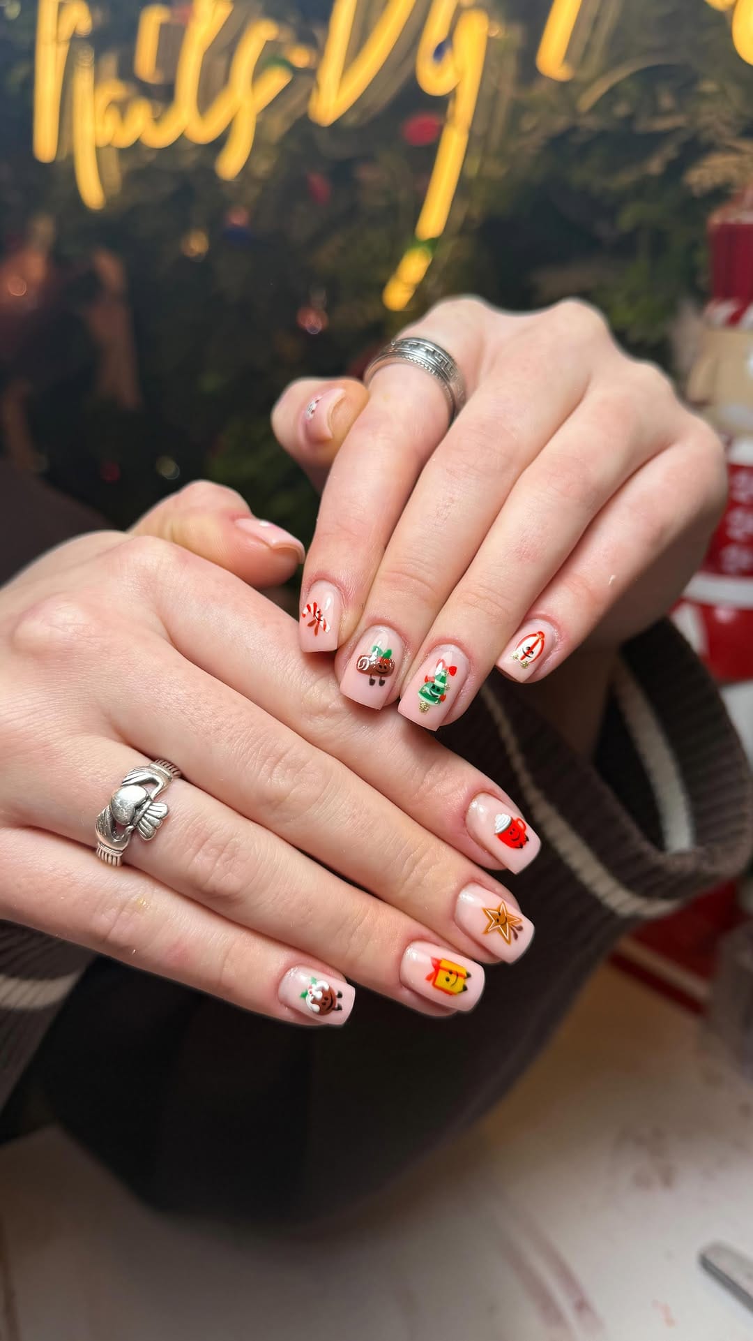 Post 2 by Nails By Rosie | 💅🏻🎀🩷 on Instagram (video)