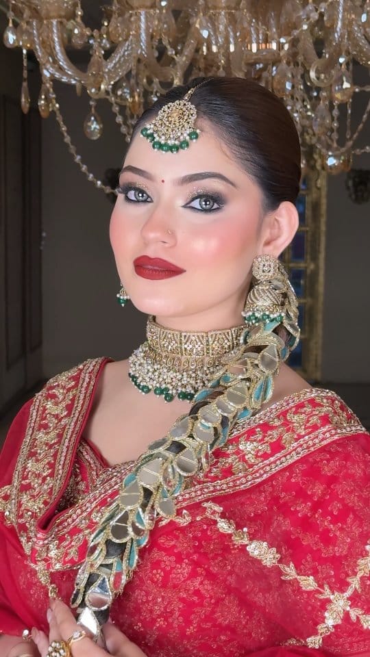 Post 10 by Makeup Studio, Salon & Academy on Instagram (video)