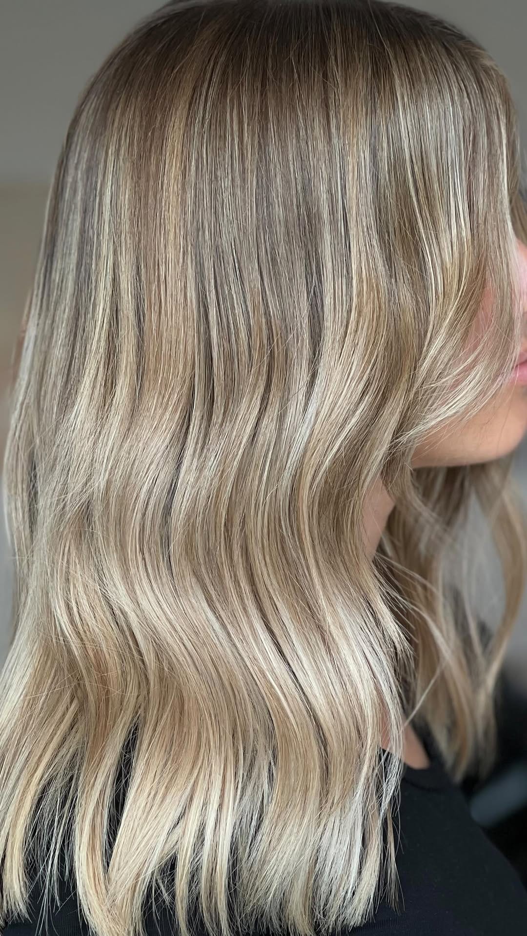 Post 5 by Mattia Flora | Blonde Specialist on Instagram (video)
