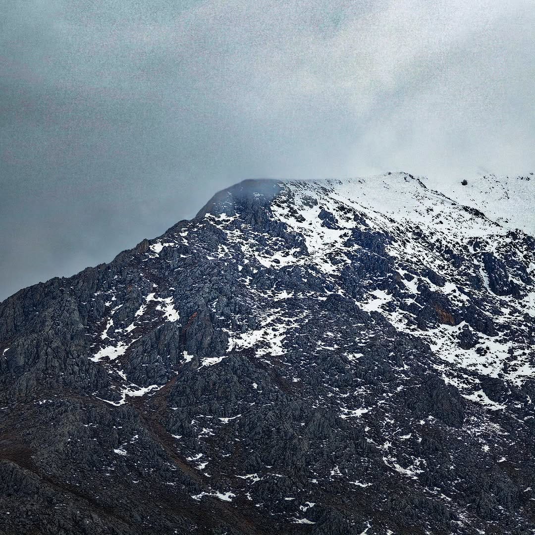 Post 10 by Sinan on Instagram (image)