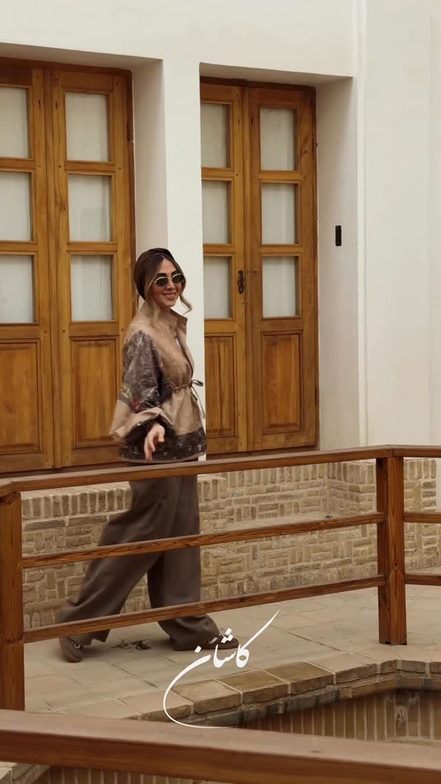 Post 4 by Dorsa chatri on Instagram (video)
