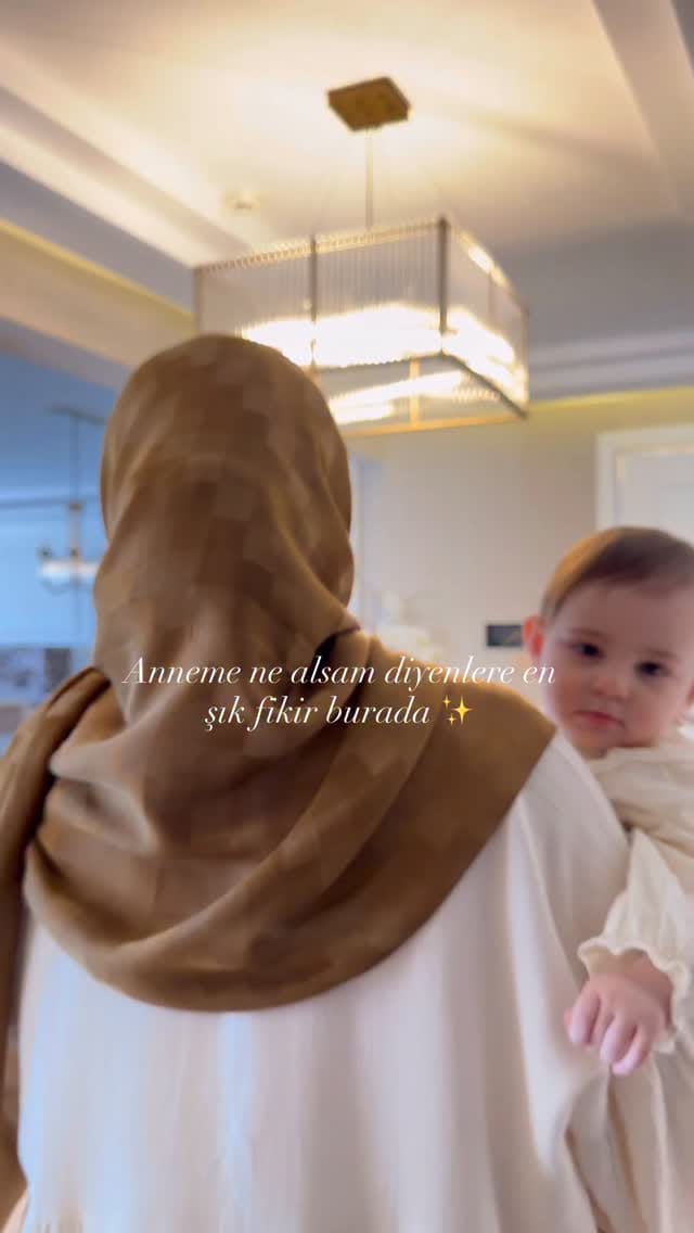 Post 3 by Muazzezbirbilenyzc on Instagram (video)