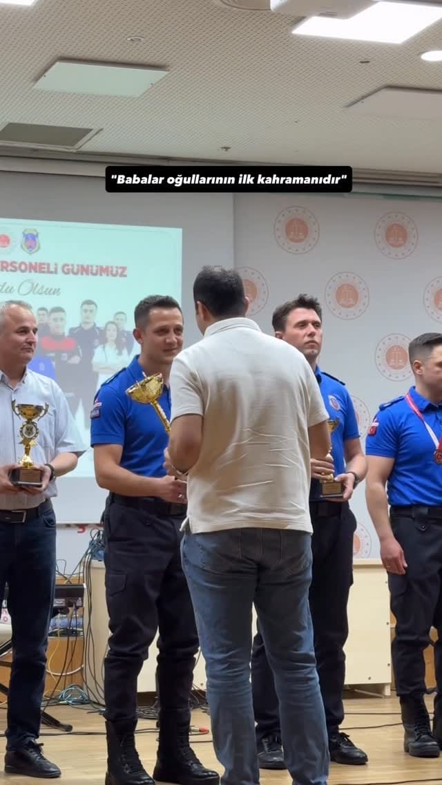 Post 6 by Şeyma Meral on Instagram (video)