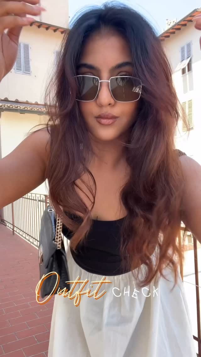 Post 3 by Meher on Instagram (video)