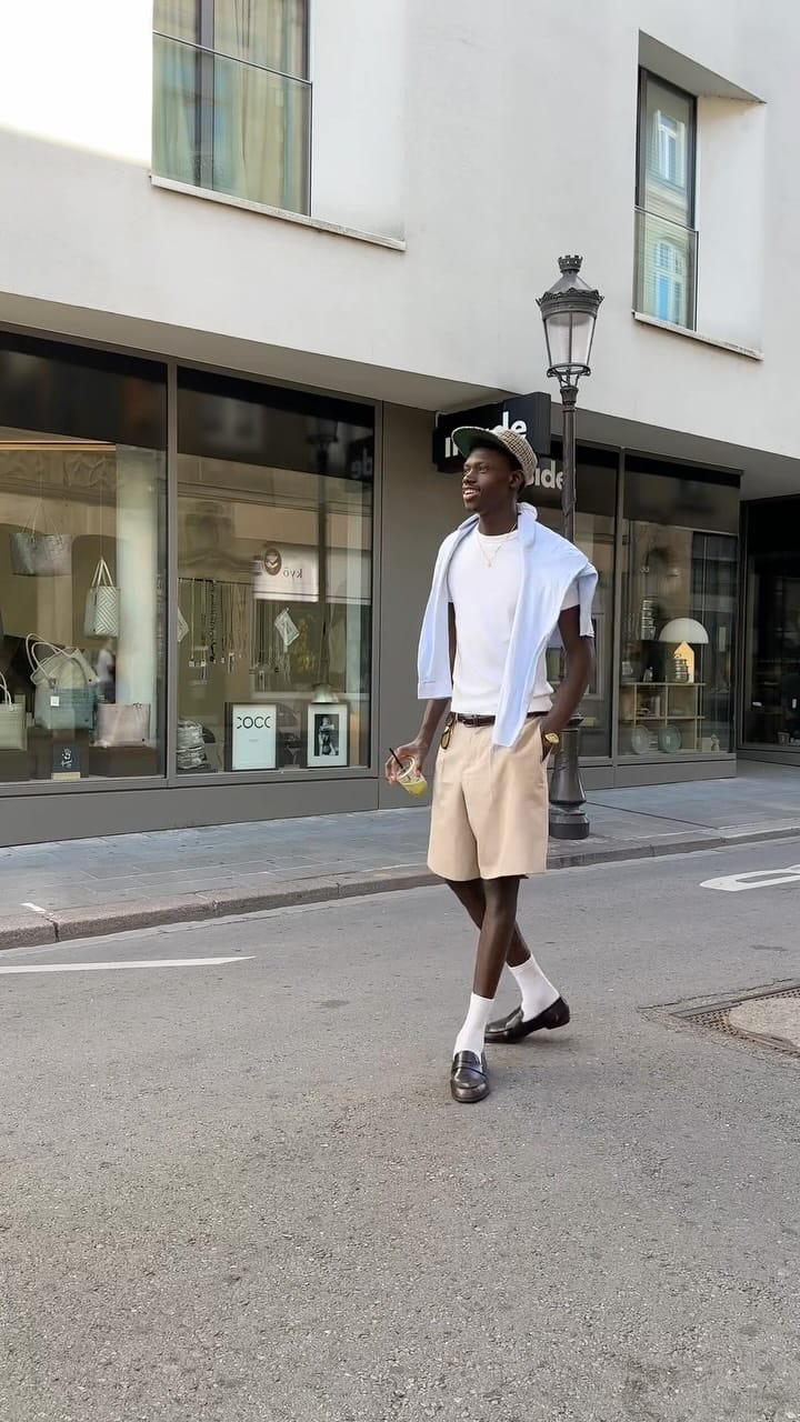 Post 2 by Karim on Instagram (video)
