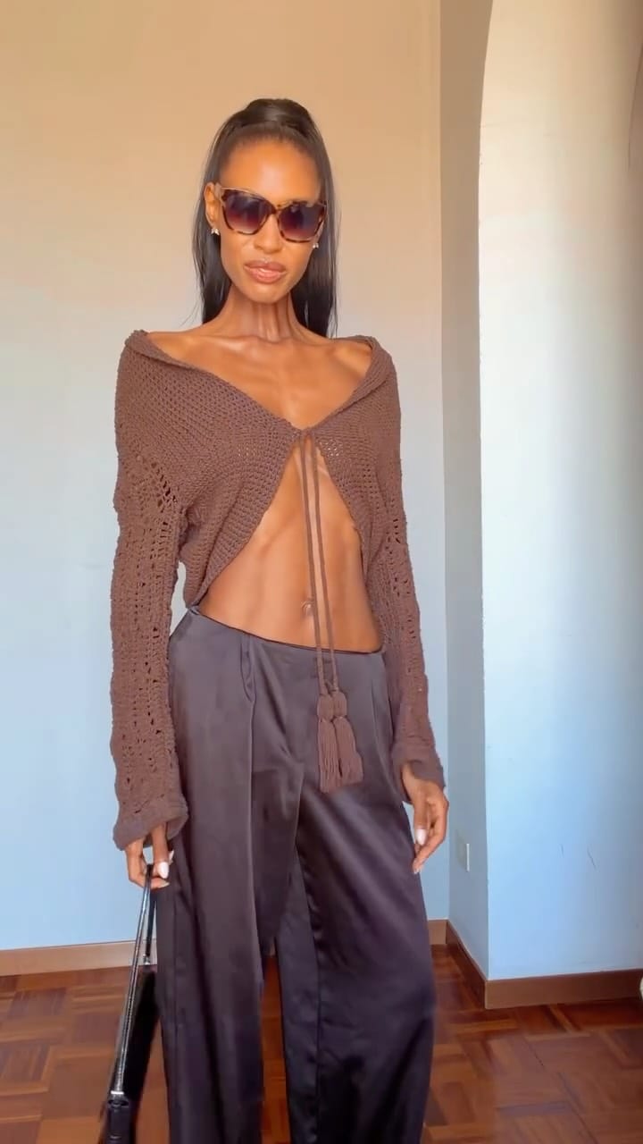 Post 1 by ᗩᑎᑎᗩ ᒪᑌIᗩᕼ on Instagram (video)