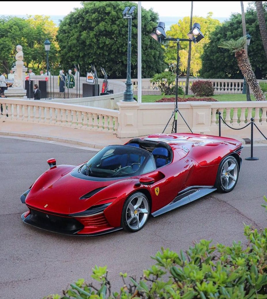 Post 10 by Ferrari Fan Page on Instagram (image)