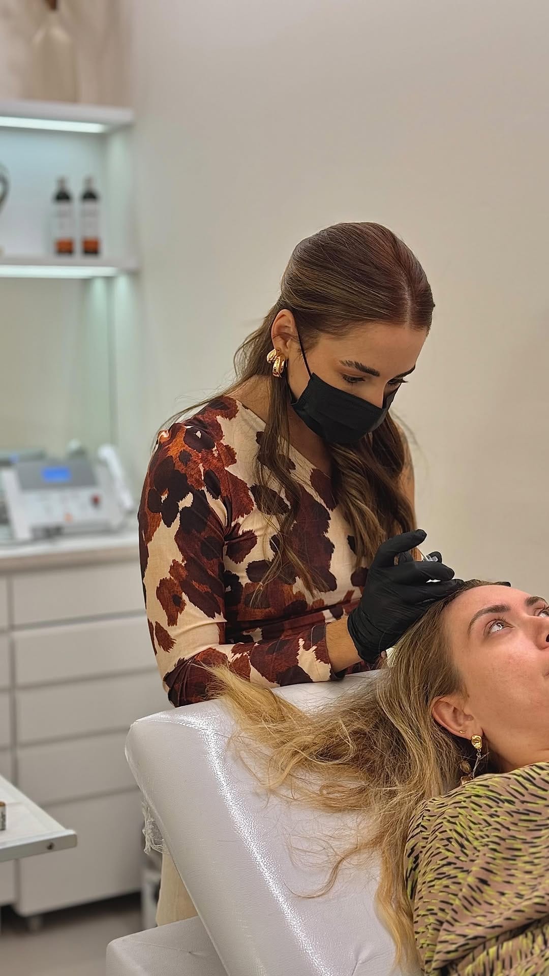Post 2 by Ana Raíssa Joaquim on Instagram (video)