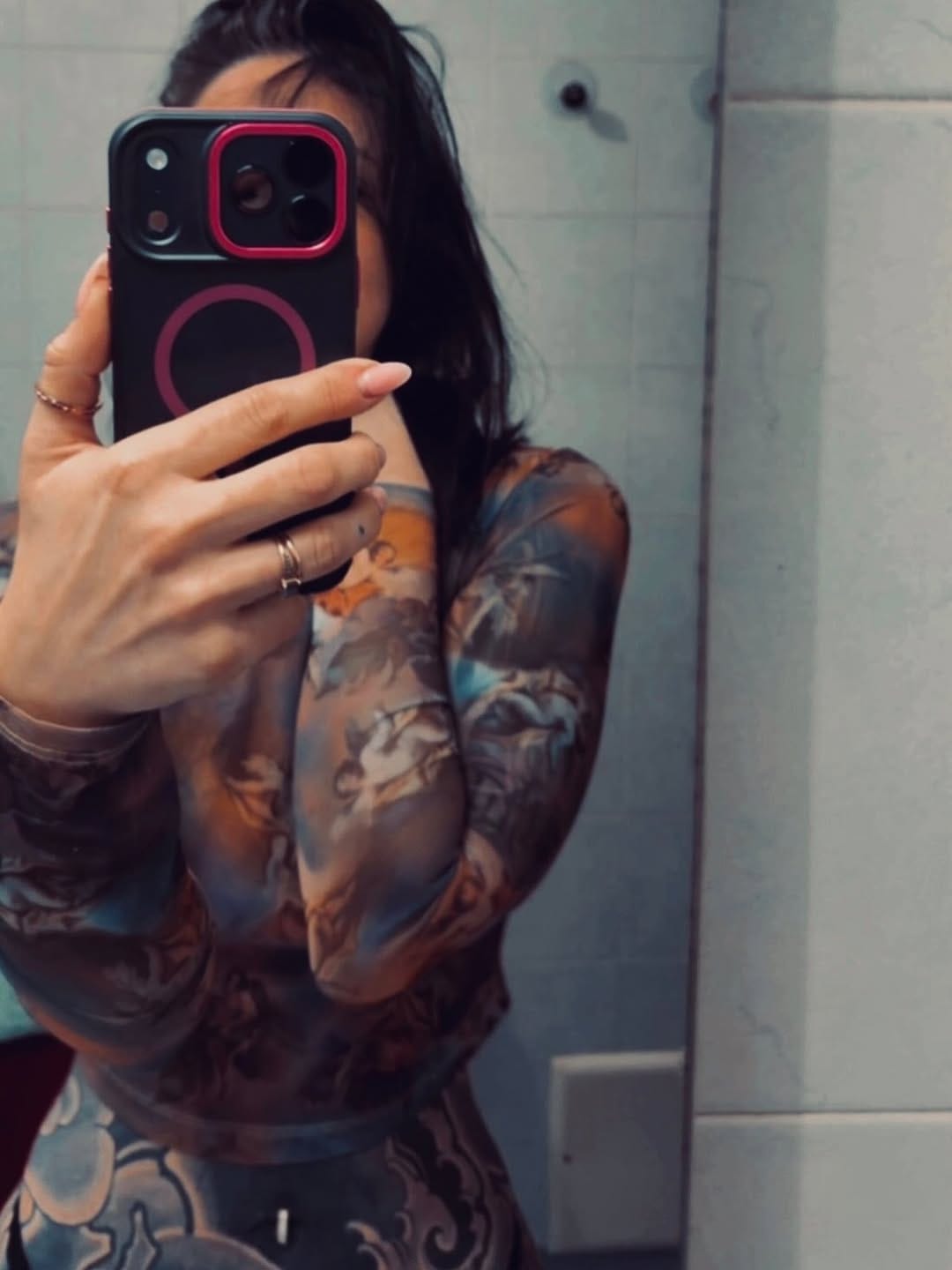 Post 3 by 🖤 𝕬𝖓𝖓𝖆𝖑𝖎𝖘𝖆 🖤 on Instagram (carousel)