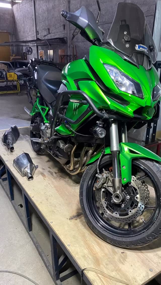 Post 8 by Custom Garagem on Instagram (video)