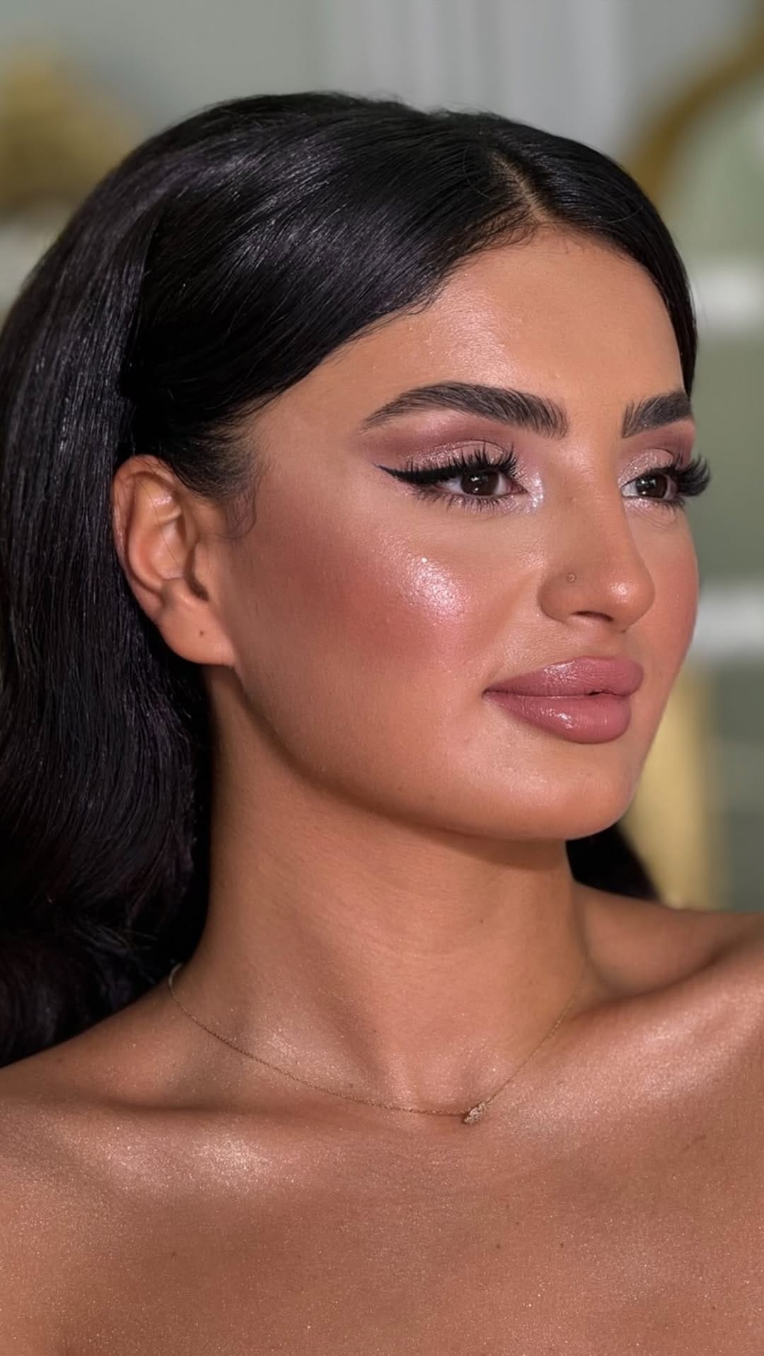 Post 2 by Gülden Bride Salon on Instagram (video)