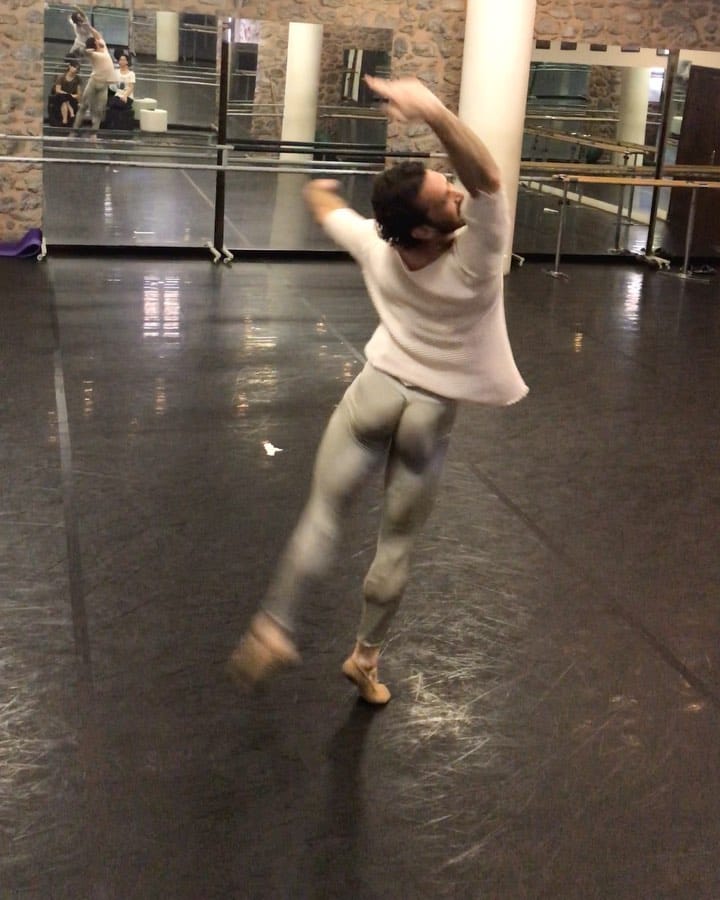 Post 10 by Erhan Güzel on Instagram (video)