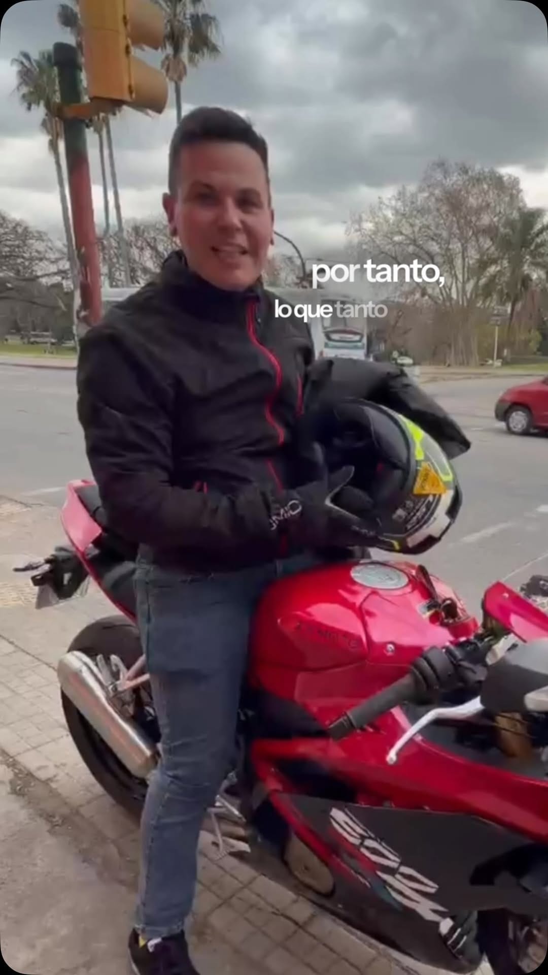 Post 6 by SuperMotos | Motos - Cuatriciclos - Cascos - Indumentaria on Instagram (video)