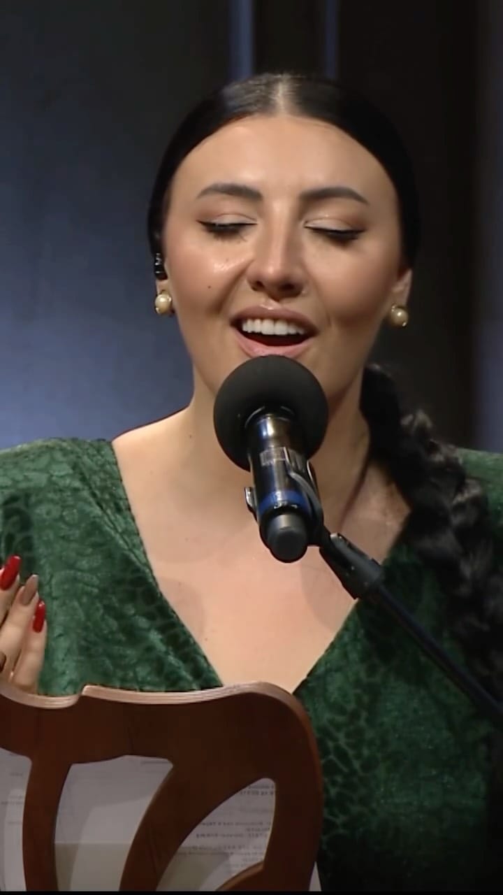 Post 7 by Burcu Göktürk on Instagram (video)