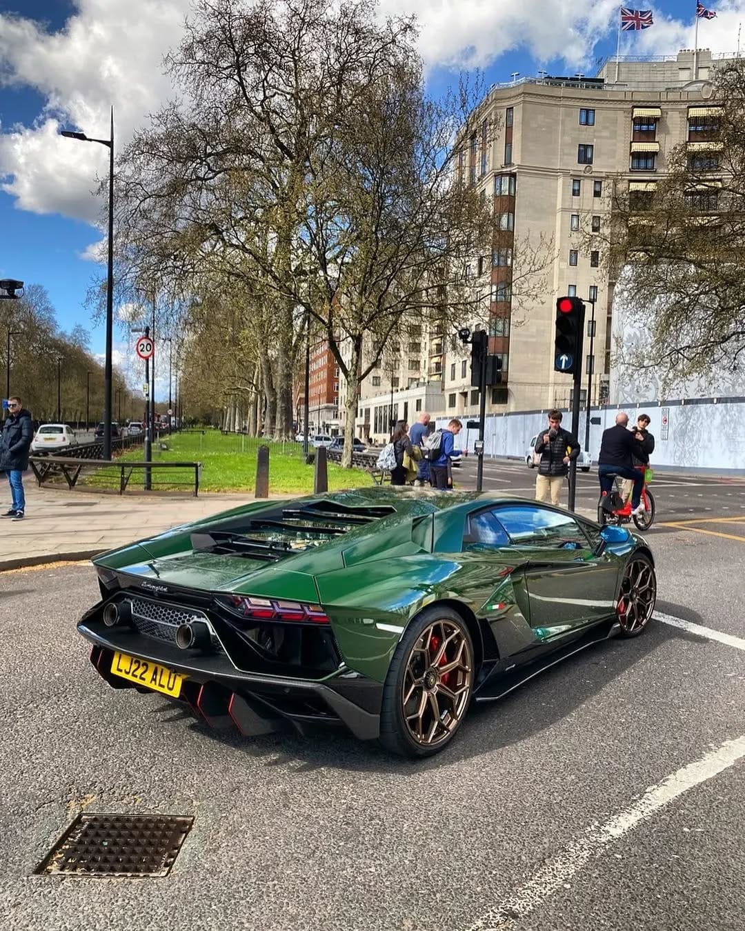 Post 2 by LAMBORGHINI on Instagram (image)