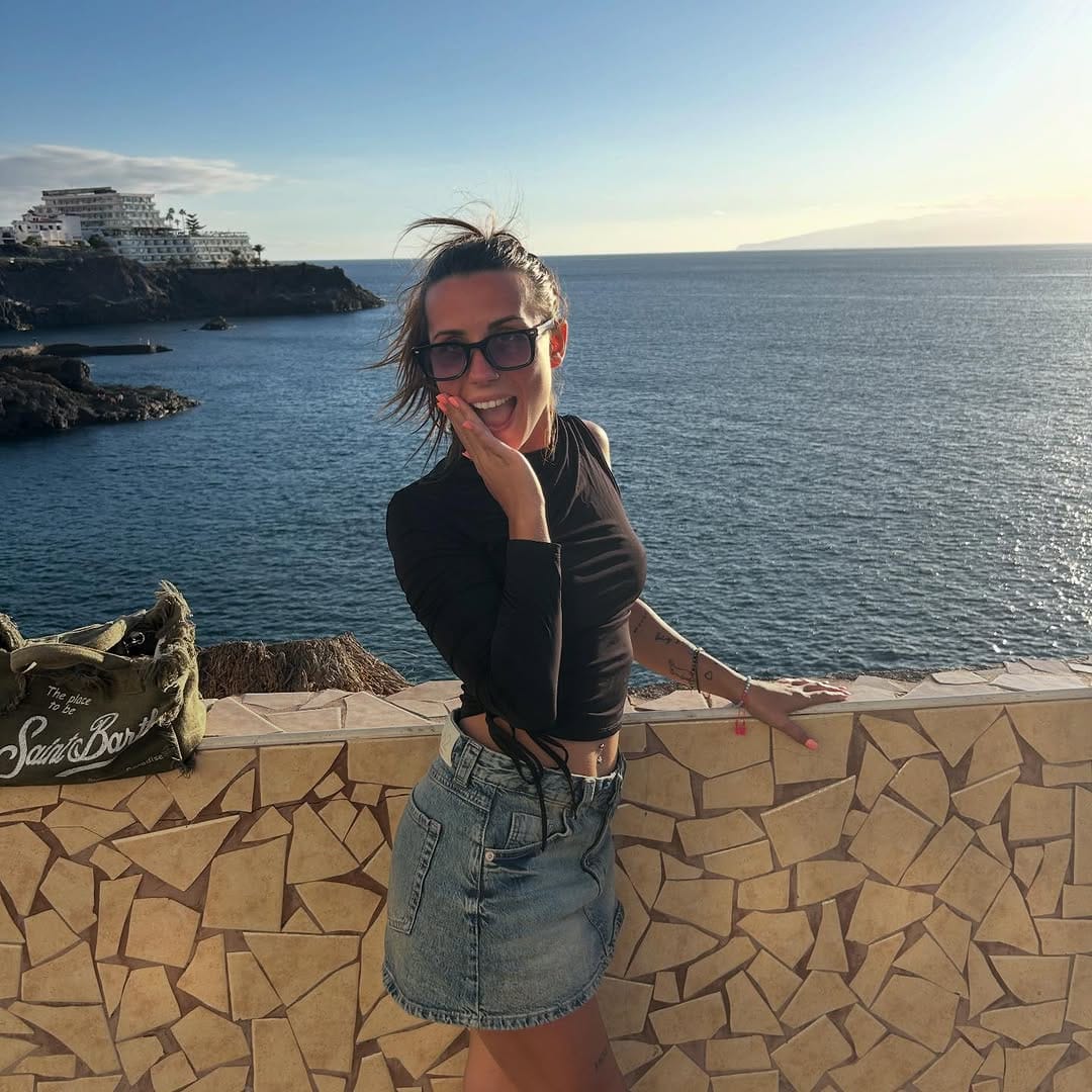 Post 2 by S💘O✨F💋I🧚‍♀️A on Instagram (carousel)