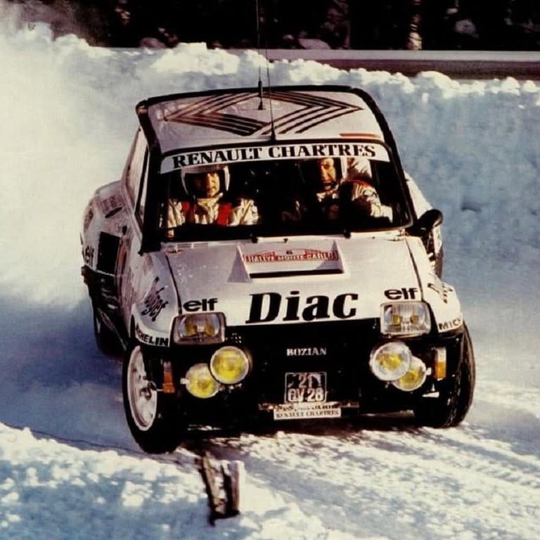 Post 2 by Renault 5 Spotters on Instagram (carousel)