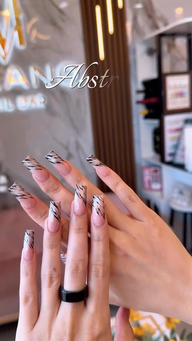 Post 2 by Johnny | Fort Myers, FL Nailtech on Instagram (video)