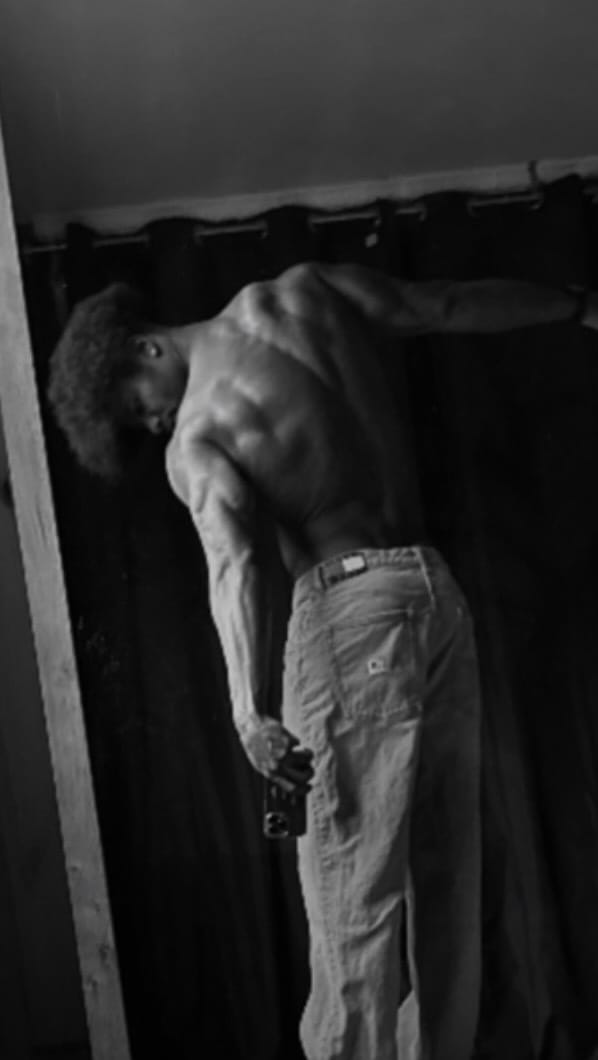 Post 6 by 𝔸𝕞𝕒𝕦𝕣𝕪 on Instagram (video)