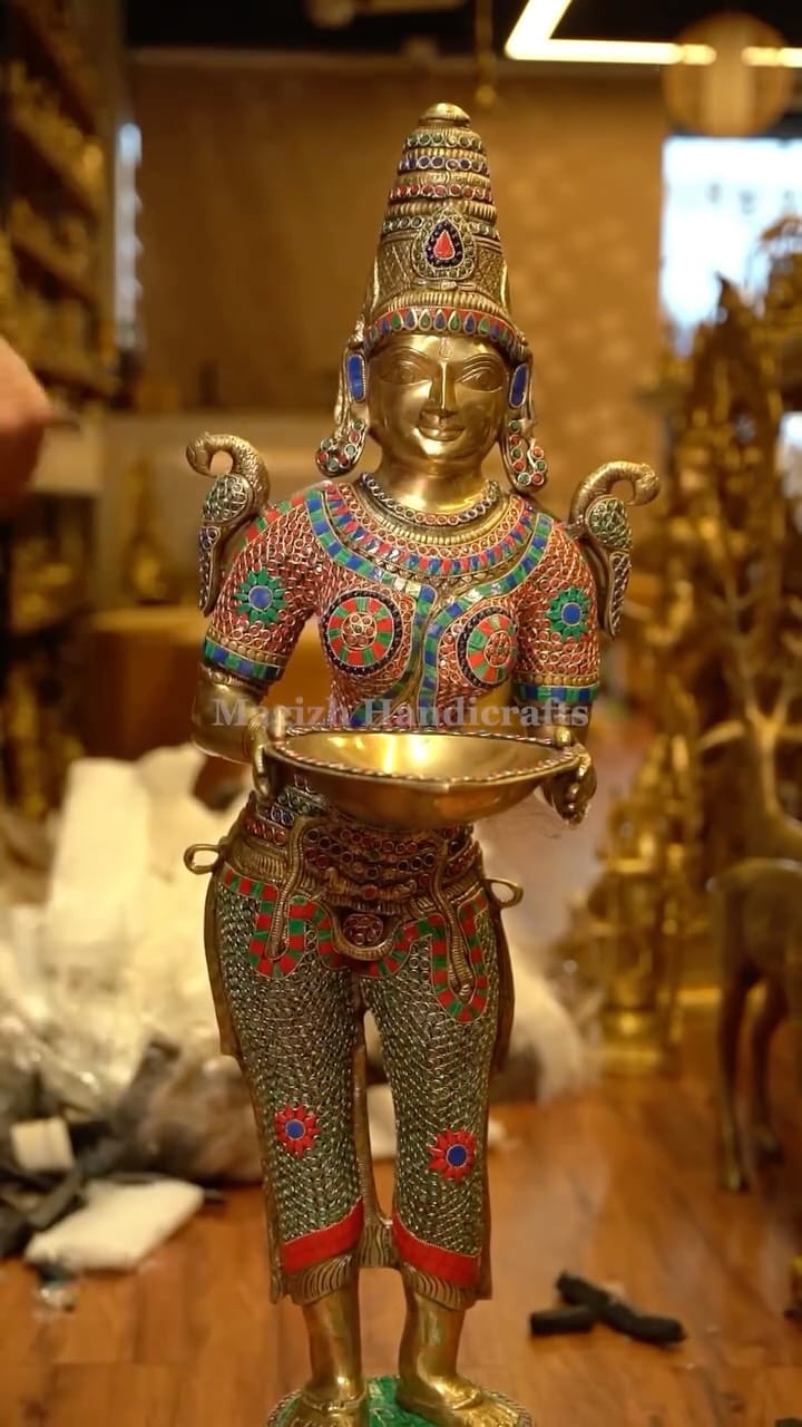 Post 9 by Magizh Handicrafts Ⓡ on Instagram (video)
