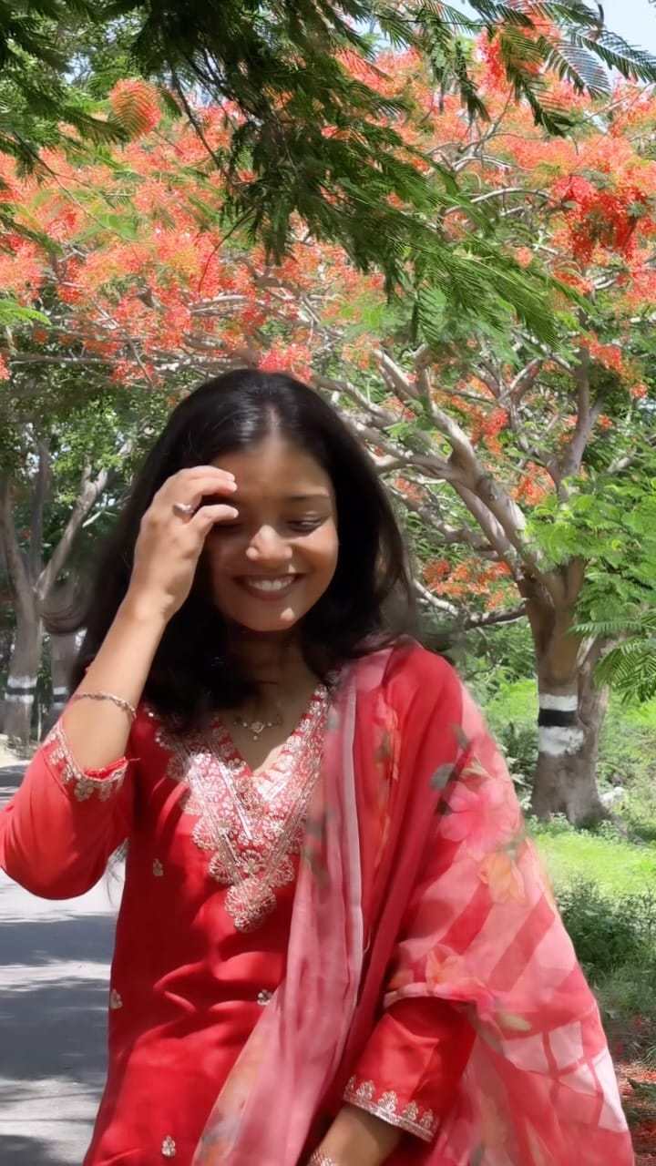 Post 9 by Dhanasri👀 on Instagram (video)