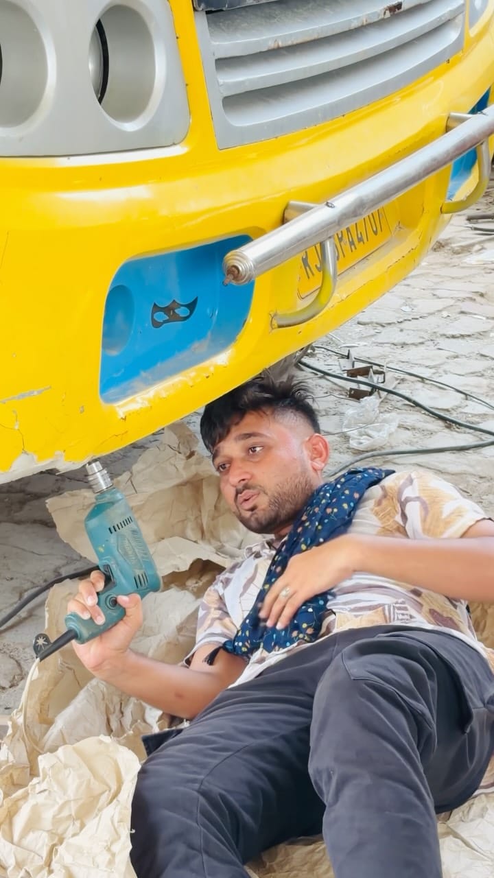 Post 5 by Ashok Choudhary on Instagram (video)