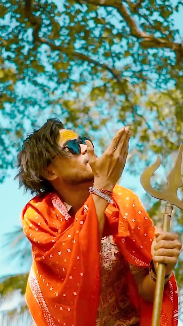 Post 8 by VBoy Vishal on Instagram (video)