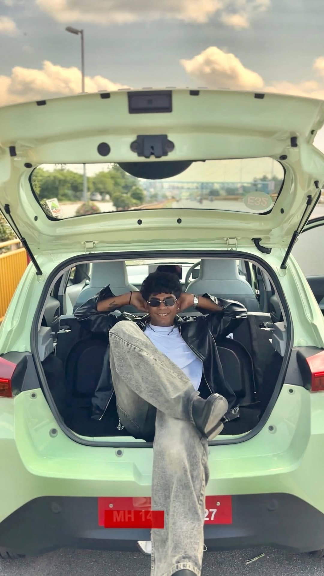 Post 7 by SHUBHAM REVANKAR on Instagram (video)
