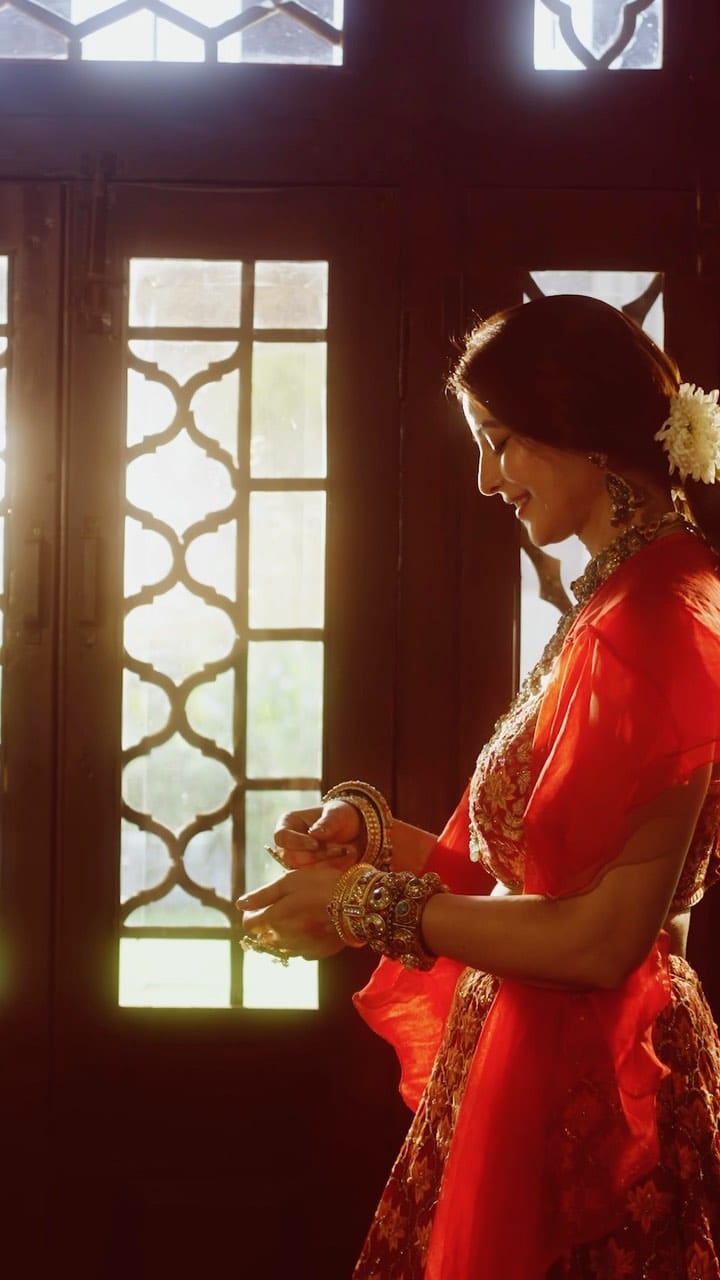 Post 10 by Kajal Urmila jain on Instagram (video)