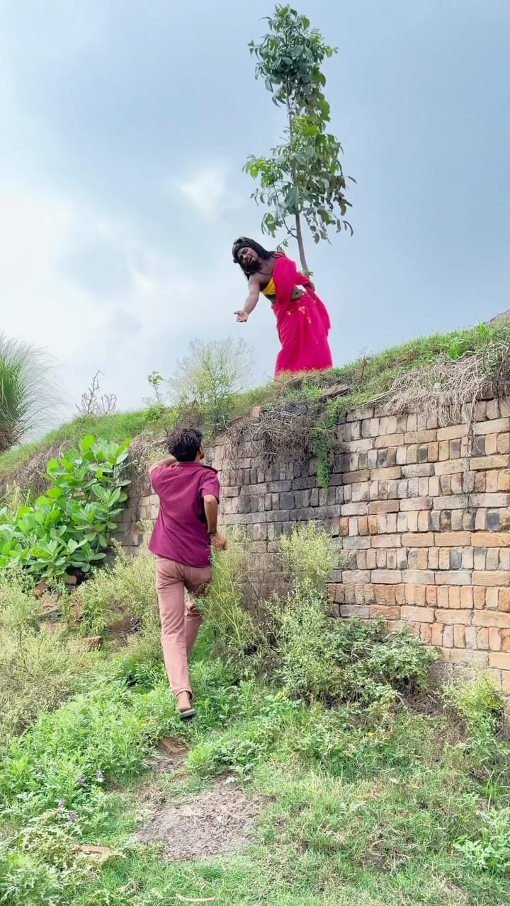Post 7 by JITESH_FUN  |  Jitesh Kumar on Instagram (video)