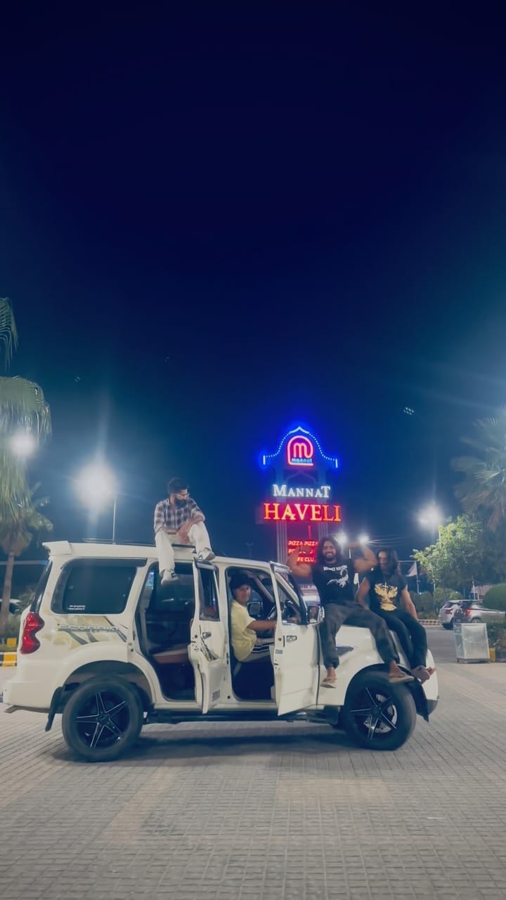 Post 3 by Dev Pal on Instagram (video)