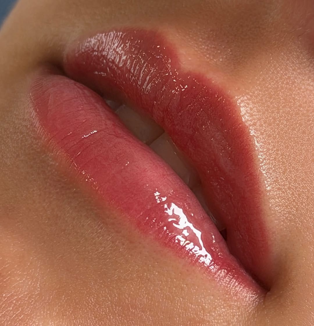 Post 7 by 💄Miguel Araujo - Beauty Studio✨ on Instagram (carousel)