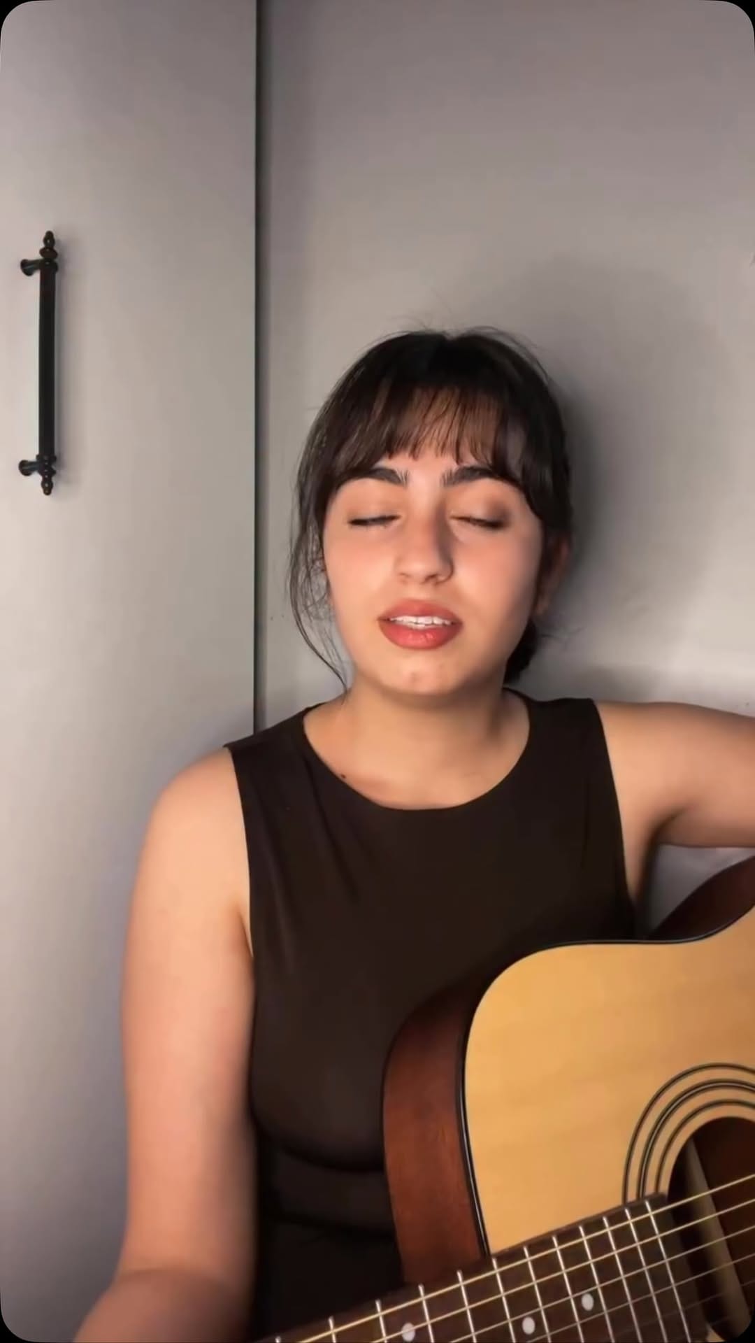 Post 1 by Janya on Instagram (video)
