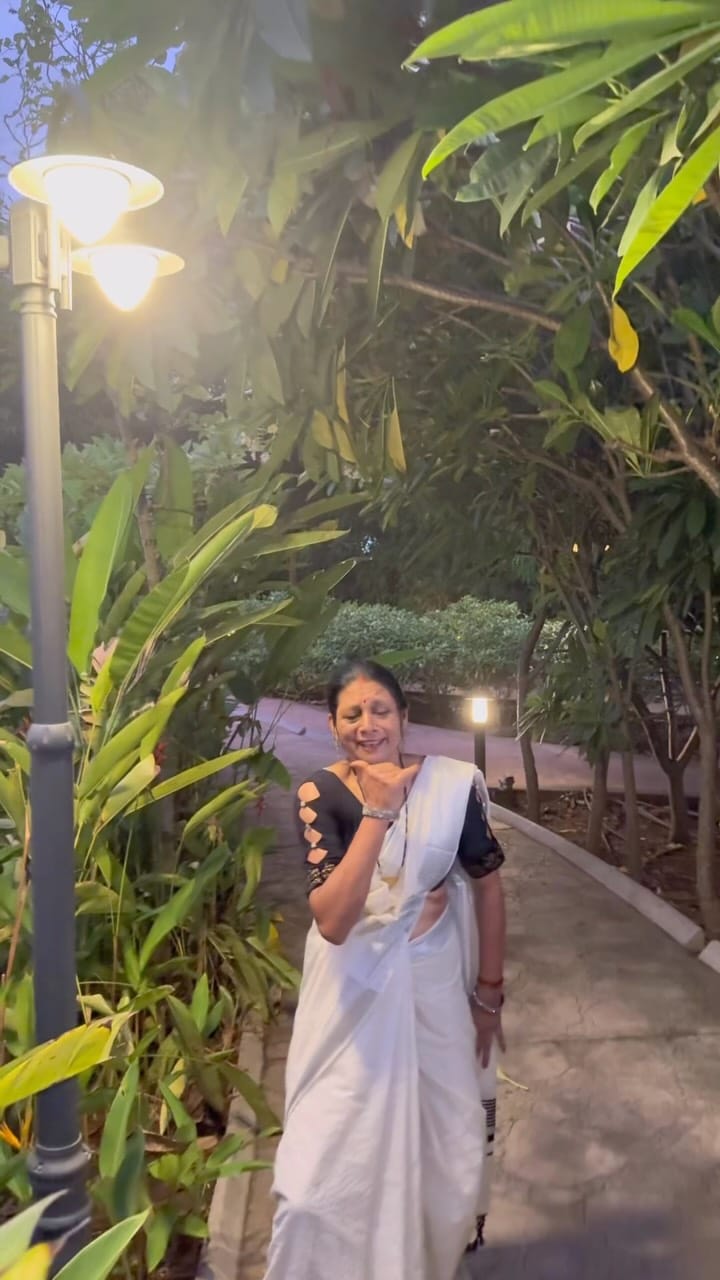 Post 2 by Sangita Mishra on Instagram (video)