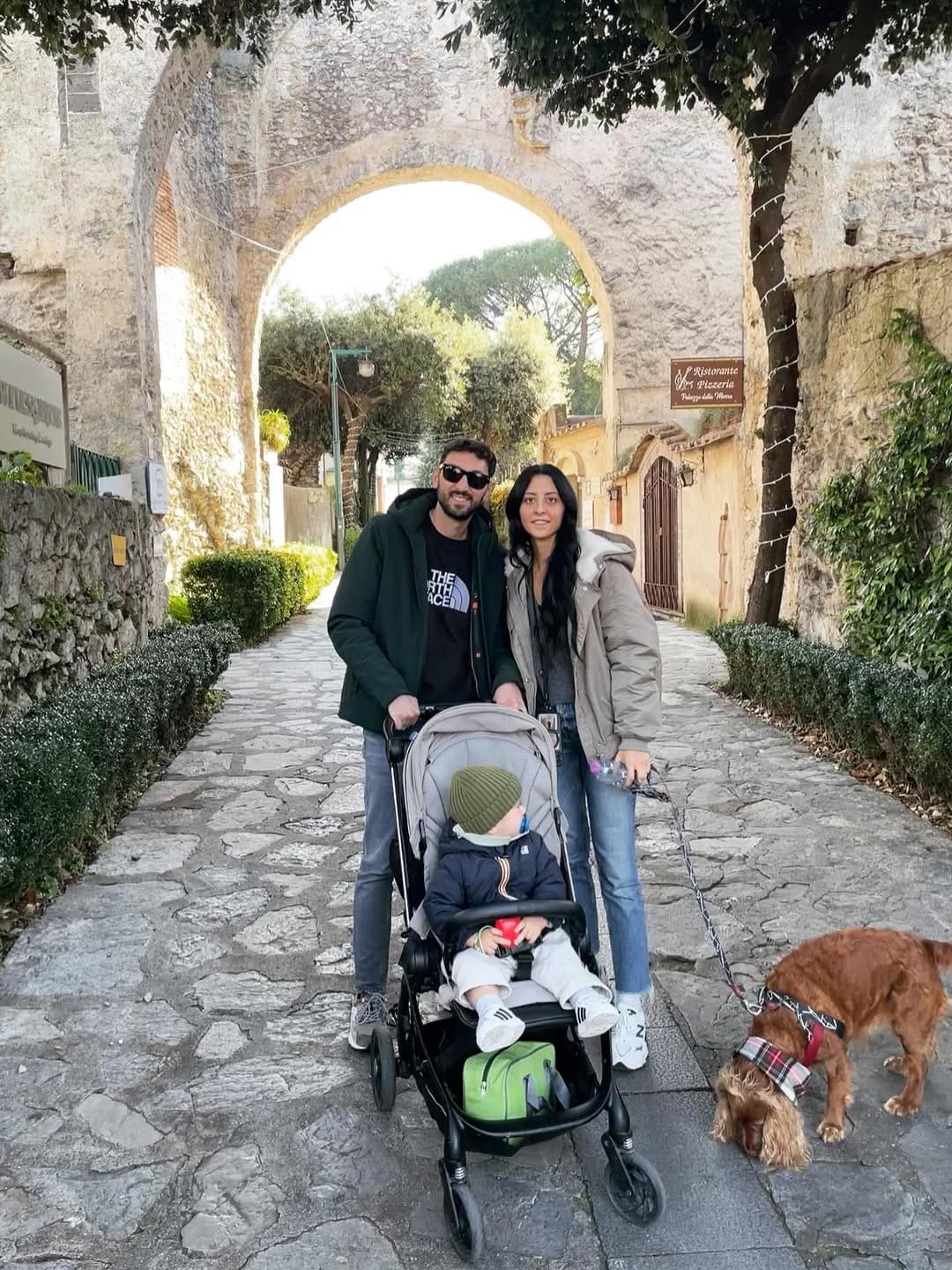 Post 2 by Federica Lerra on Instagram (image)