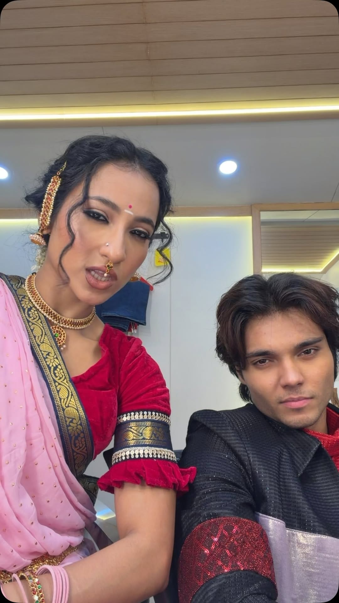 Post 8 by Romsha Singh on Instagram (video)