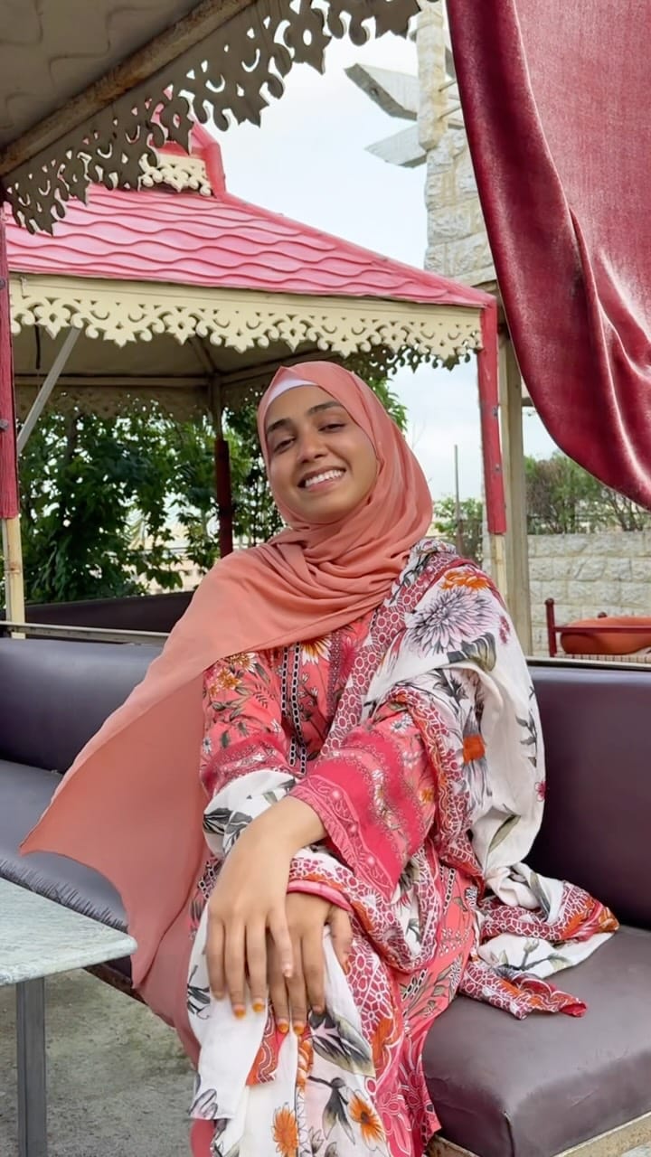 Post 7 by 🌹 AFREEN KHAN 🌹 on Instagram (video)