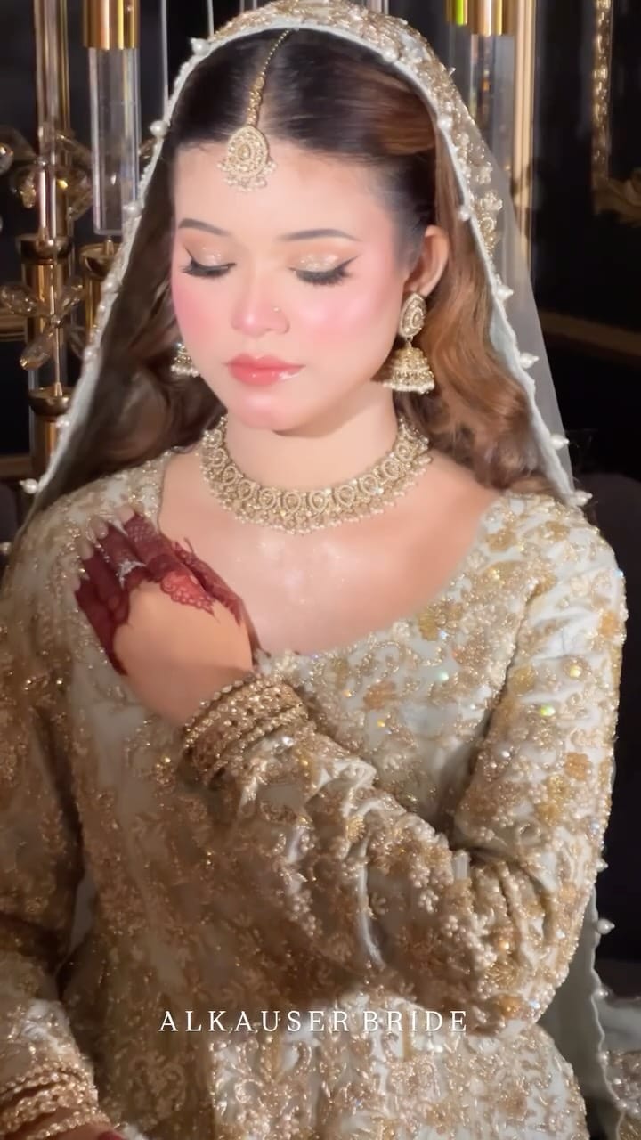 Post 10 by AL KAUSER MAKEUP ARTIST on Instagram (video)