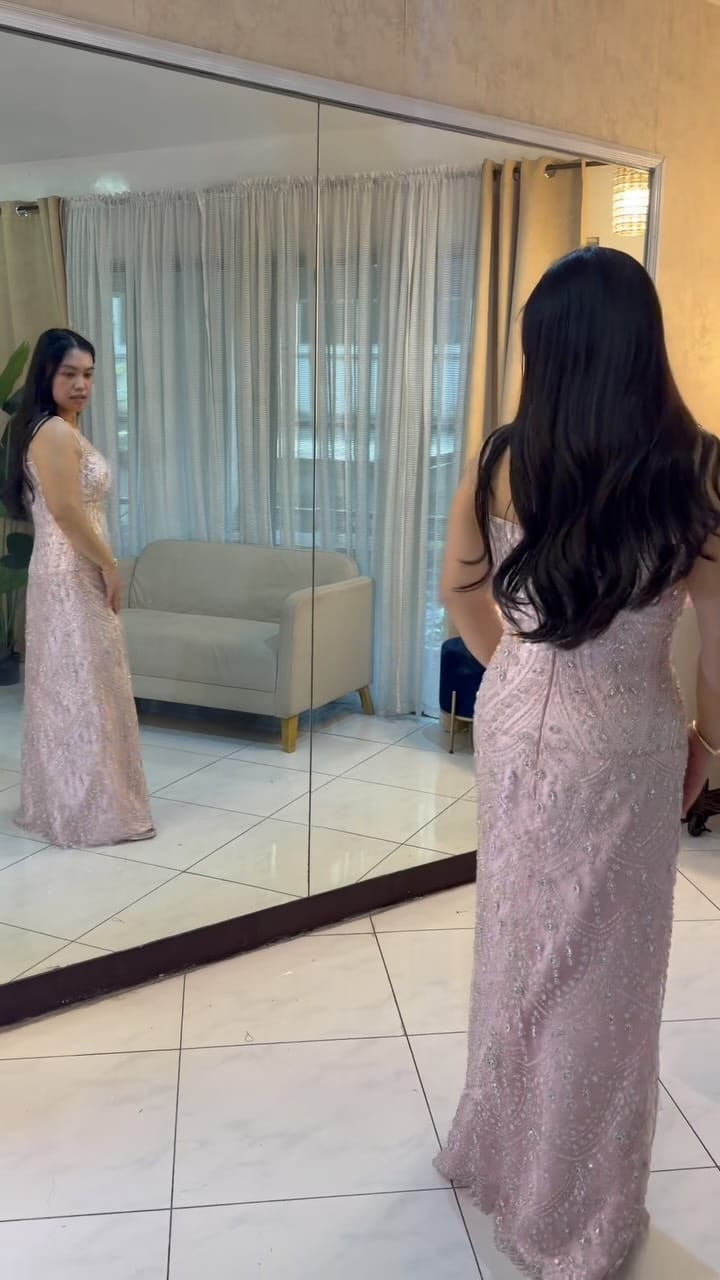 Post 2 by BELLA BORROMEO on Instagram (video)