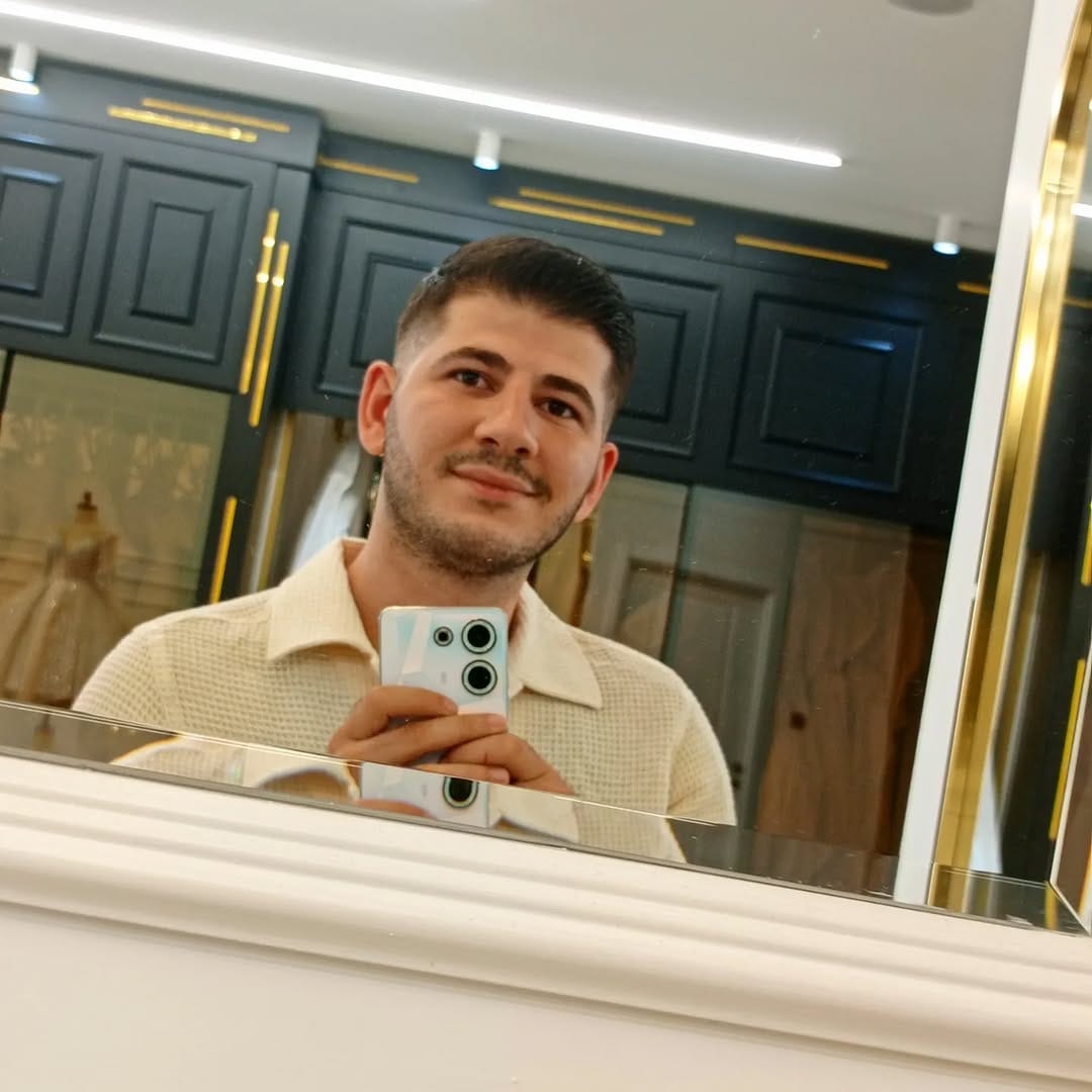 Post 3 by gurhan Alkan 07 on Instagram (carousel)