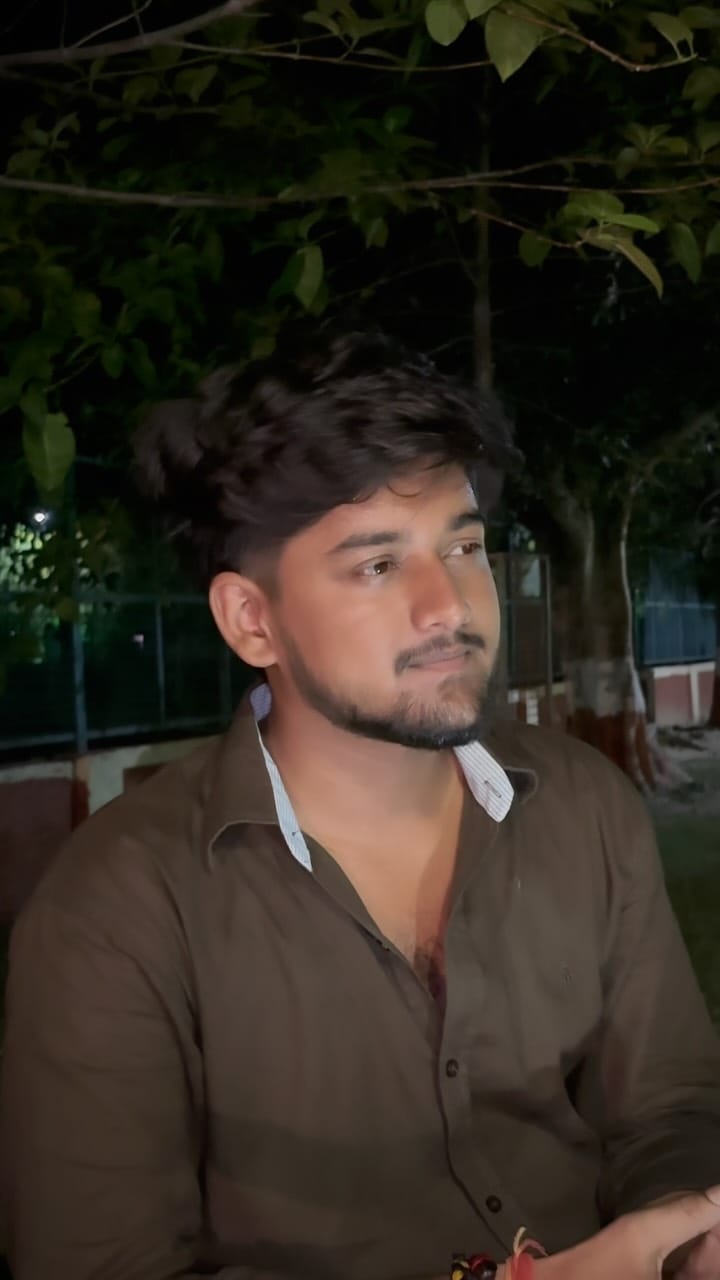 Post 9 by RAHUL SINGH on Instagram (video)