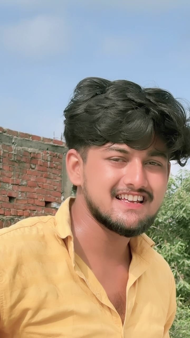 Post 2 by RAHUL SINGH on Instagram (video)