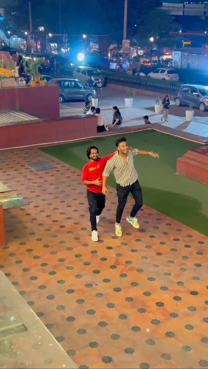 Post 9 by Nawed Shamsi on Instagram (video)